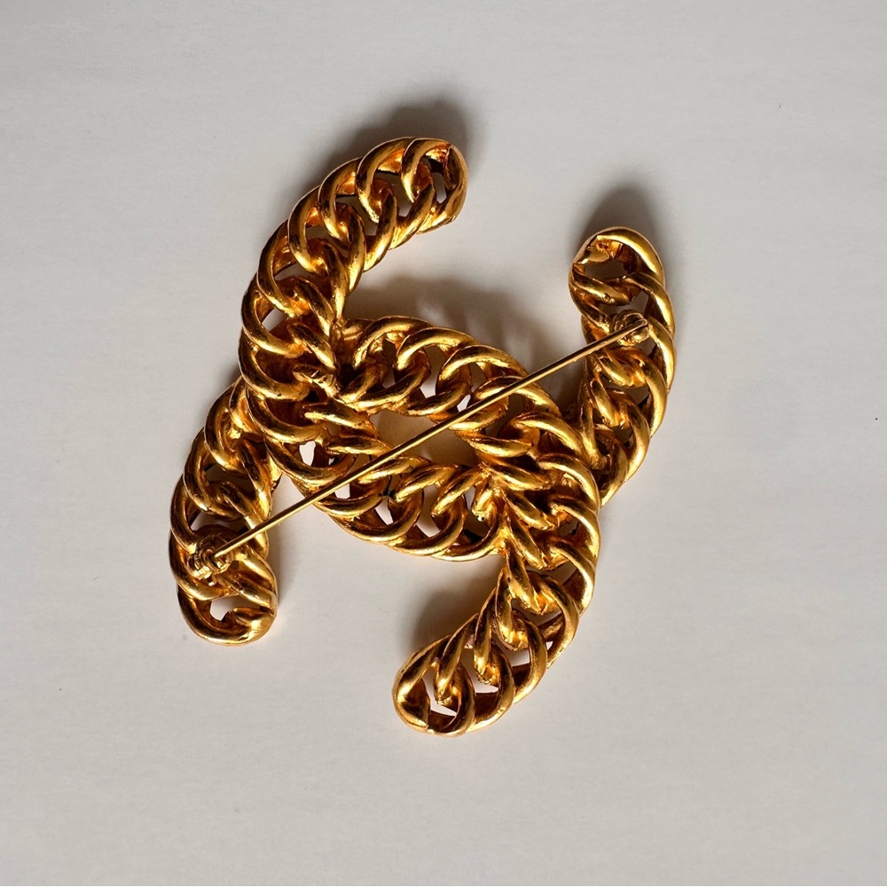 Vintage Chanel Chain Brooch - Picture 3 of 3